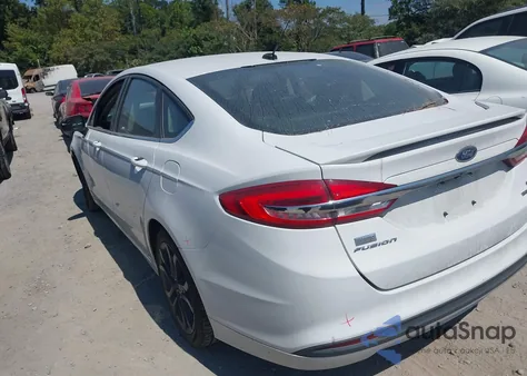 2018 Ford Fusion Hybrid Se из США, поврежденный, VIN 3FA6P0LU1JR137976